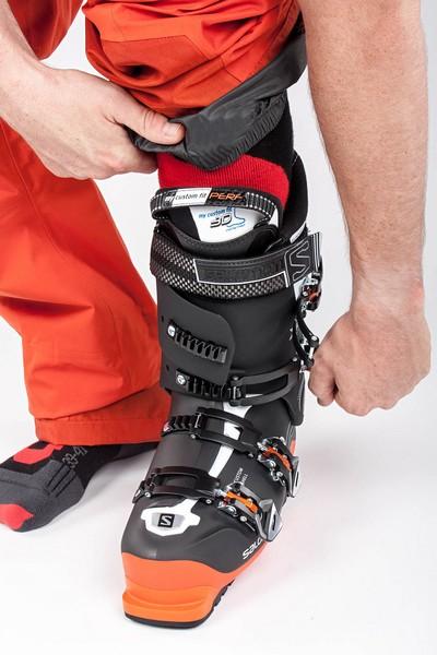 Ski boot closure