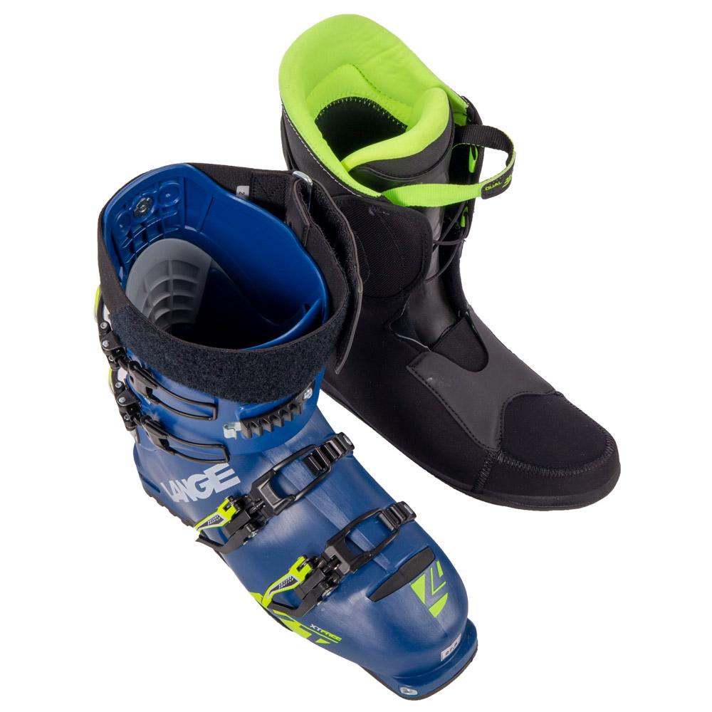 Innenschuh und Schale eines Skischuhs