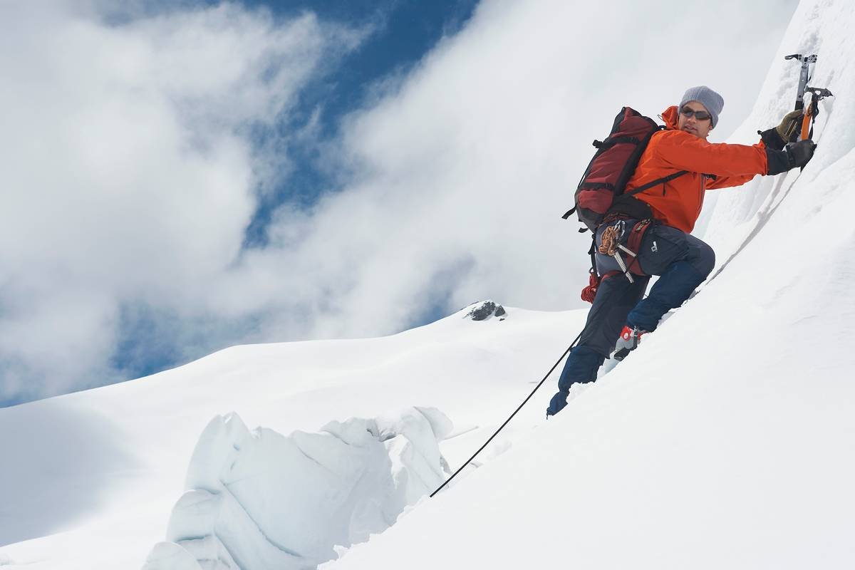 how to start mountaineering successfully