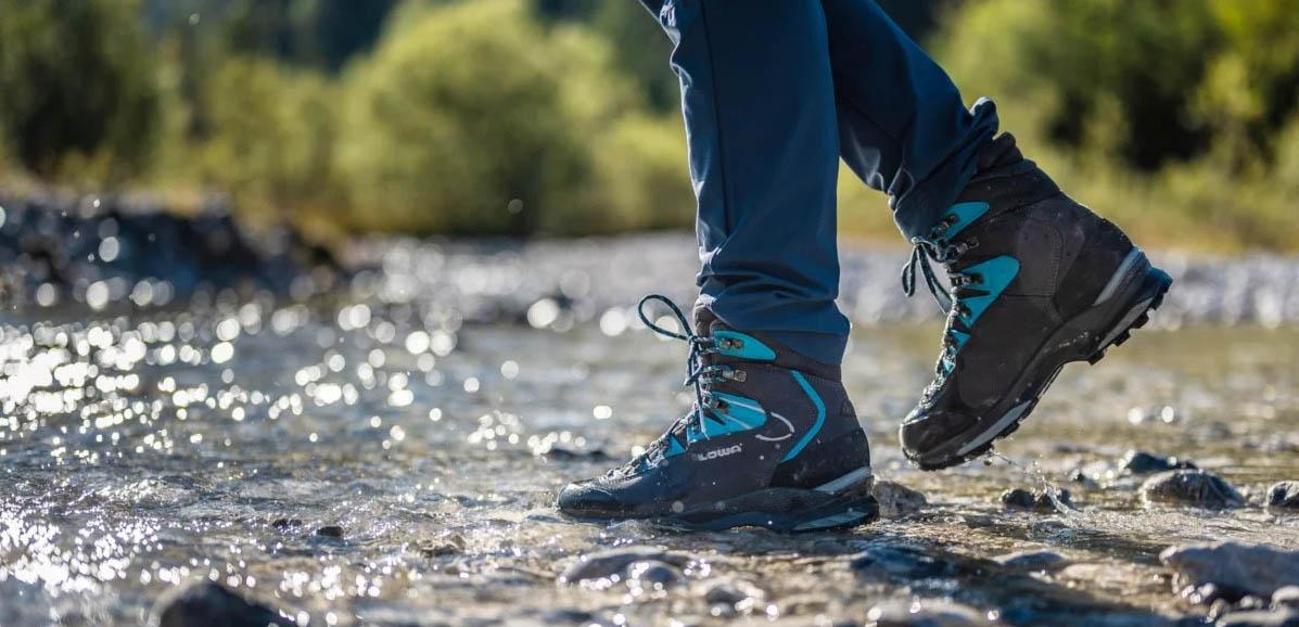 waterproof hiking boot