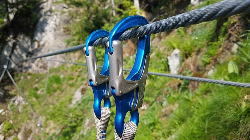 Difference between climbing and via ferrata Difference between climbing and via ferrata