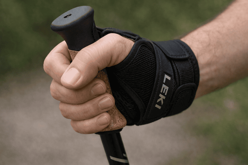 gantelet bâton de marche nordique Leki