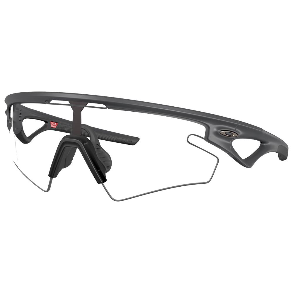 Oakley - Sphaera Slash Carbon Photochromic Clear To Black Iridium - Sunglasses