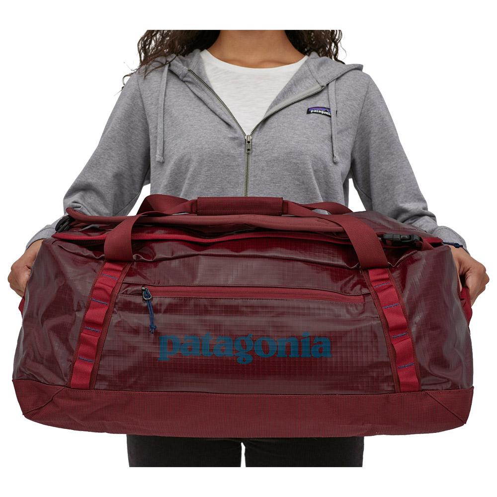 patagonia black hole duffel 45 amazon Patagonia Sporttasche "Lightweight Black Hole Duffel 45L " schwarz (200) 45L  : Amazon.de: Fashion