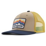 Patagonia Gorra Kid's Trucker Hat P-6 Logo Ridge Rise Stripe Oar Tan Presentación