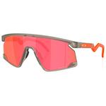 Oakley Sonnenbrille Bxtr Matte Grey Ink Prizm Trail Torch Präsentation