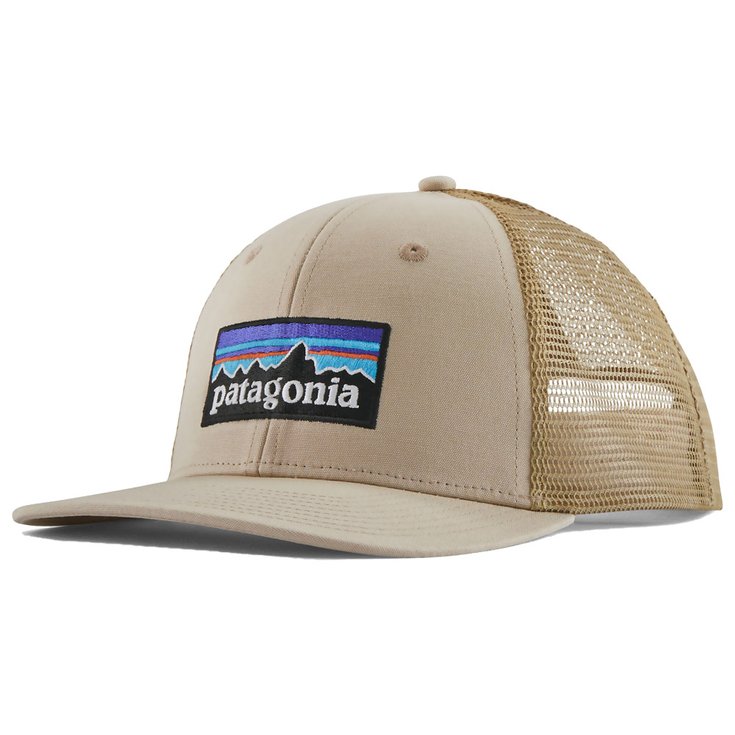 Patagonia Casquettes P-6 Logo Trucker Hat Oar Tan Classic Tan Présentation