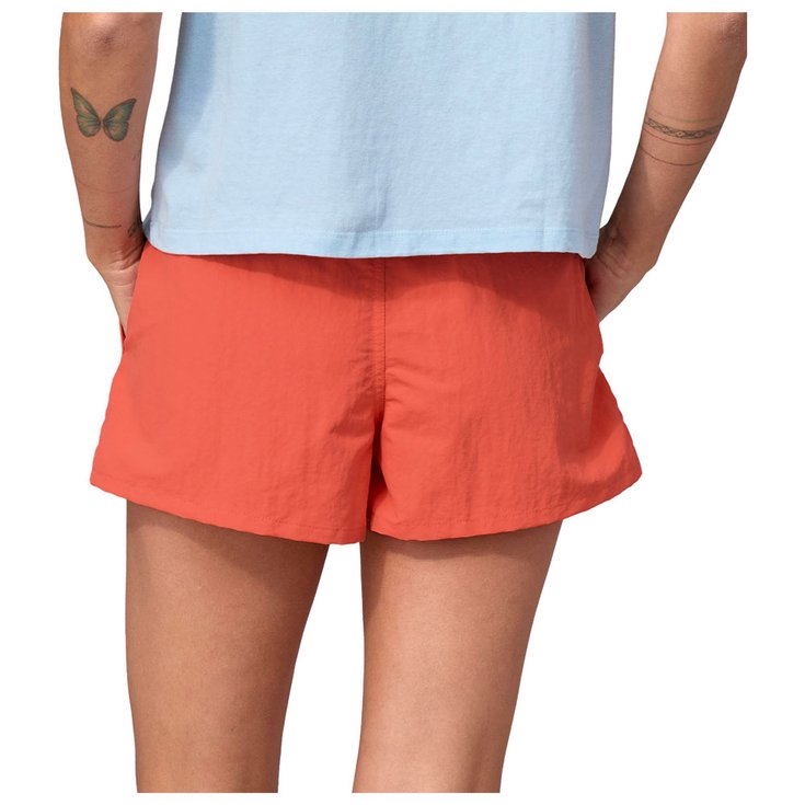 Patagonia Pantaloncini da trekking W's Barely Baggies Short Coho Coral Presentazione