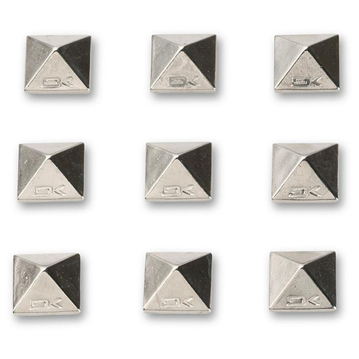Dakine Pyramid Studs Chrome 