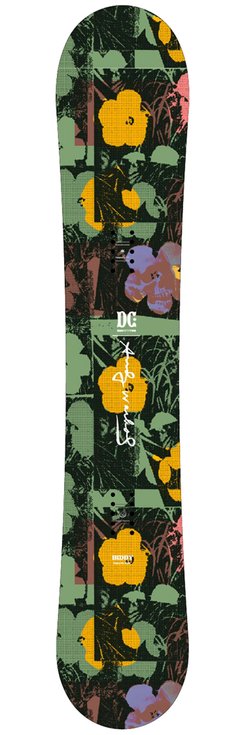 DC Snowboard Andy Warhol Biddy Overview