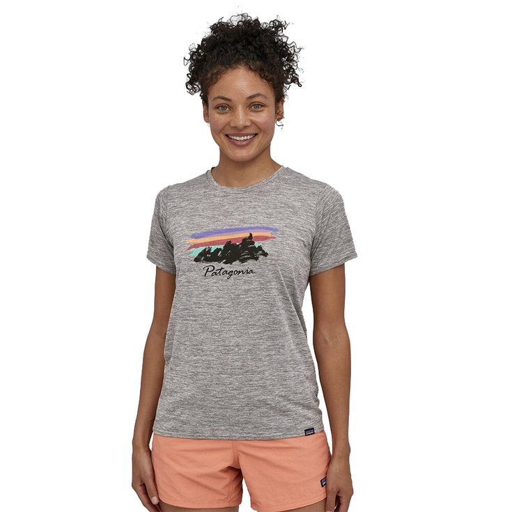 Patagonia Trail tee-shirt Cap Cool Daily Graphic Fitz Roy Feather Grey Side