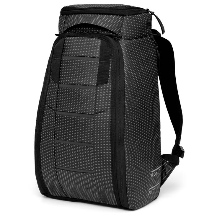 Db Zaino Hugger Backpack 20L Reflective Black Presentazione Db Zaino Hugger Backpack 20L Reflective Black Presentazione