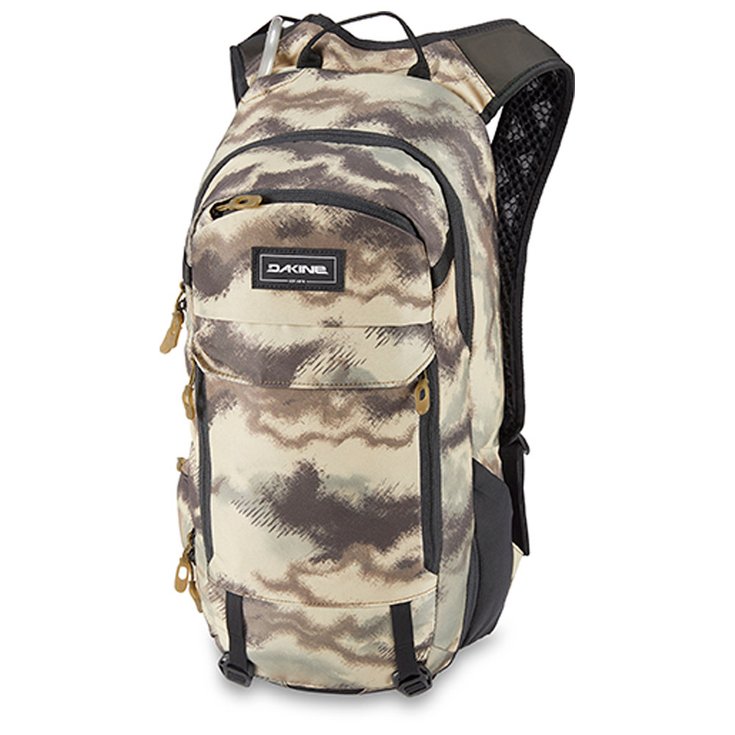 Dakine Backpack Syncline 16L Ashcroft Camo Overview