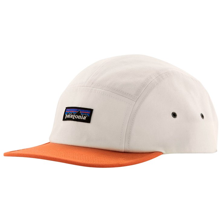 Patagonia Gorra P-6 Label Maclure Hat Birch White Rock Melon Presentación