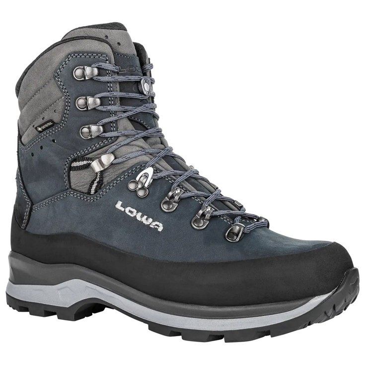 Lowa hiking shoes discount